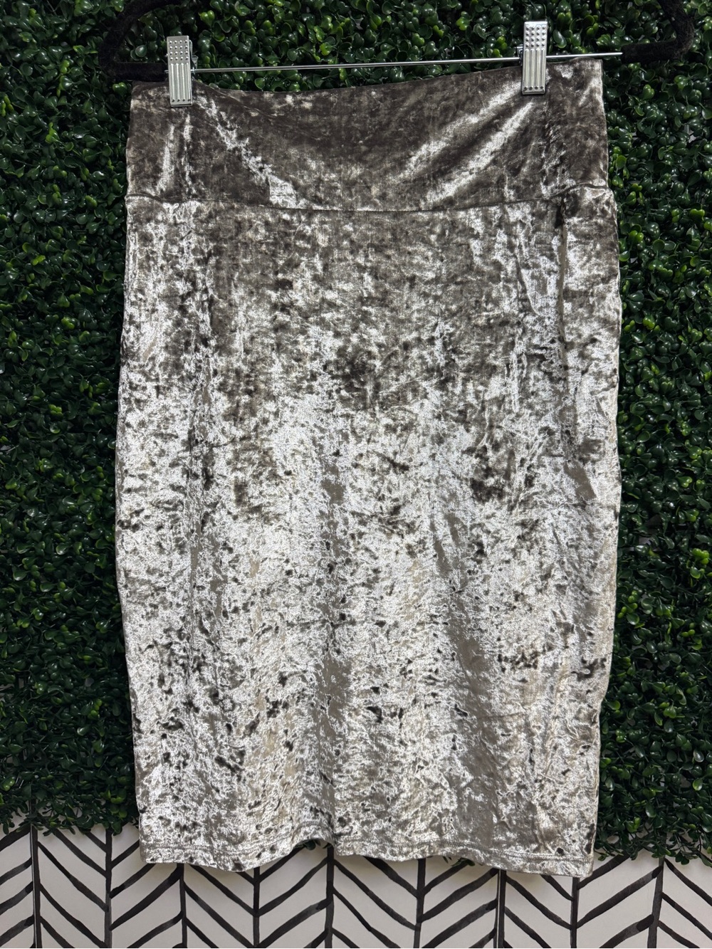 LuLaRoe Silver Crushed Velvet Pencil Skirt